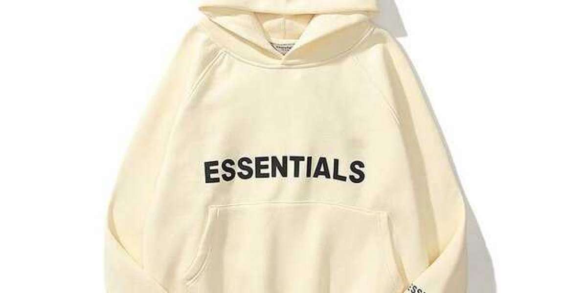 Essential Clothing for a Weekend Road Trip