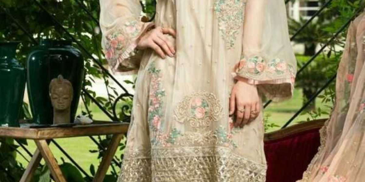 Festive Casual Wear: Comfort and Celebration