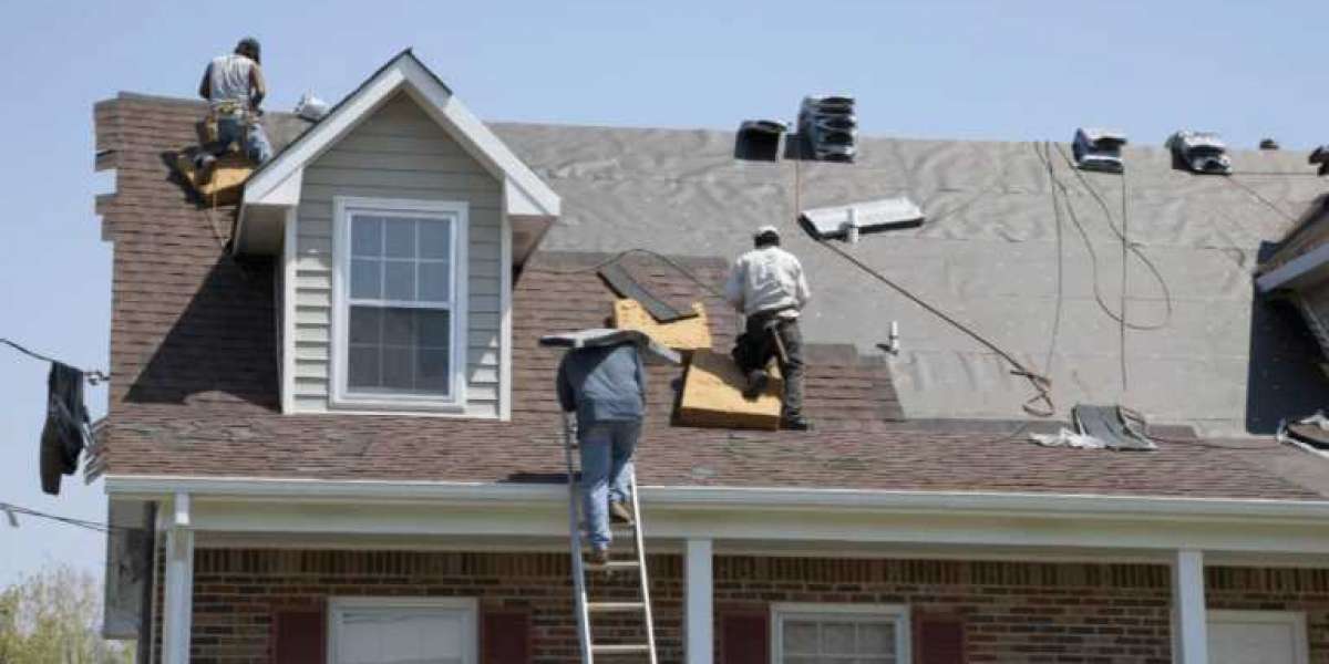 How to Spot Early Signs of Roof Damage Before It’s Too Late