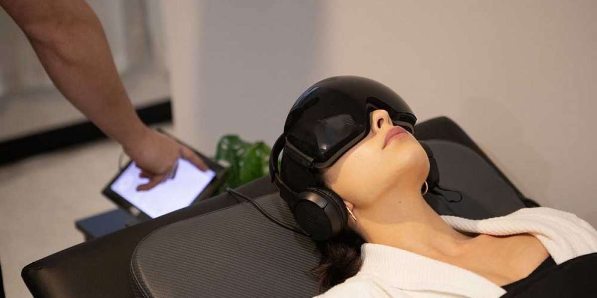 Exploring PEMF Therapy: A Groundbreaking Path to Natural Healing and Wellbeing