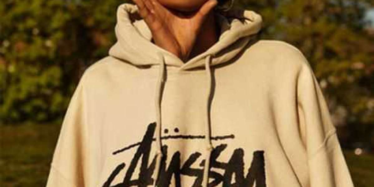 Hamburg Germany Winter Season in Stussy x Nike Style