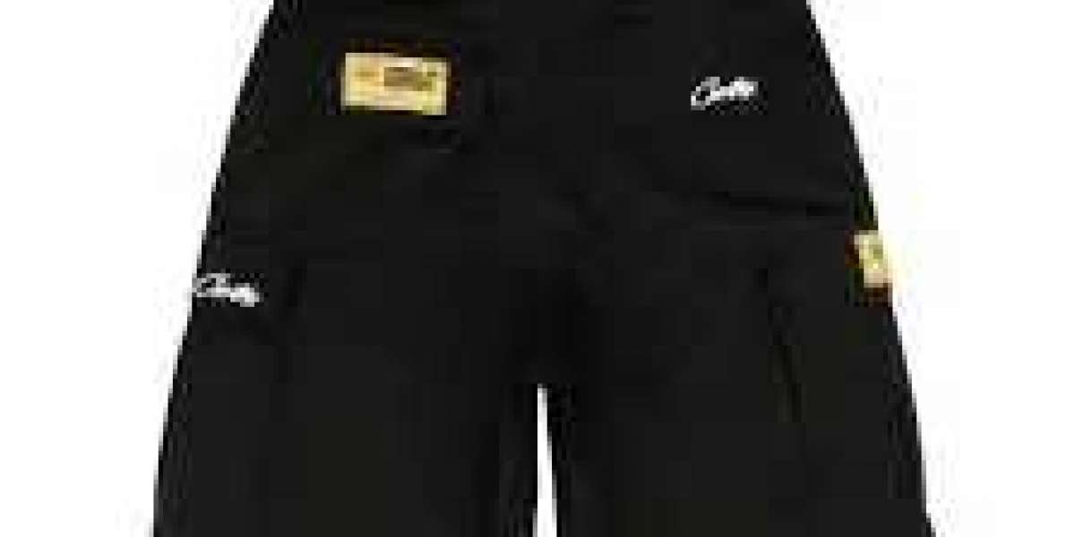Corteiz Shorts – The Must-Have Summer Streetwear in the UK