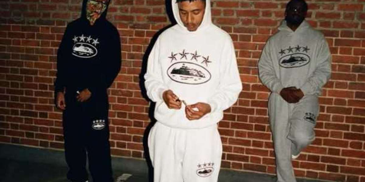 Matching Corteiz Hoodie with Outfits