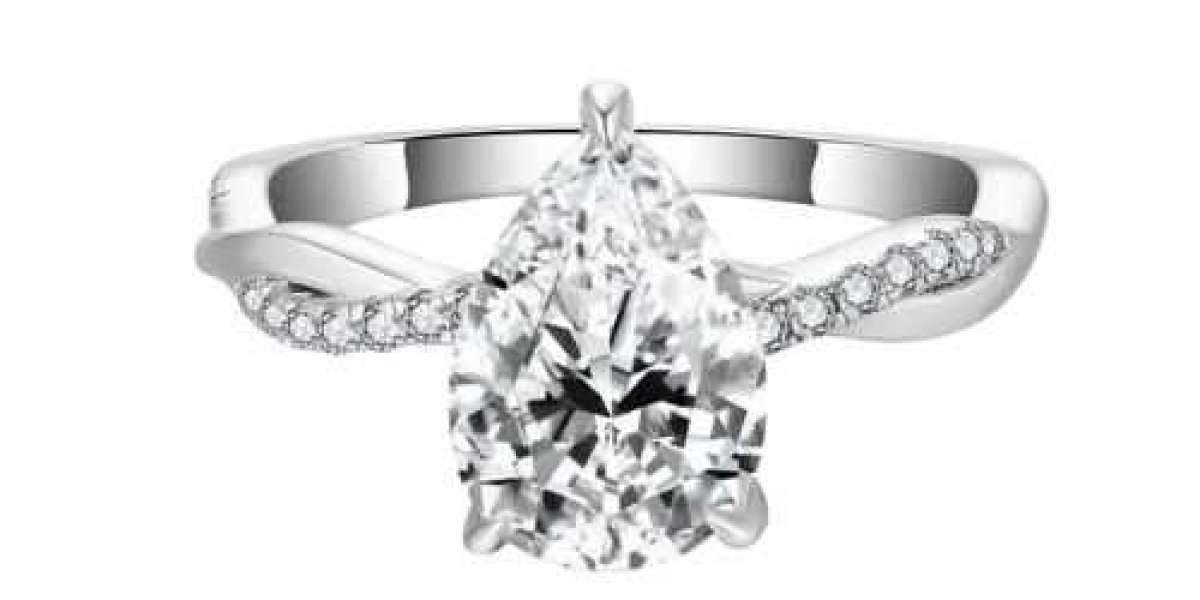 Moissanite Rings That Steal the Spotlight