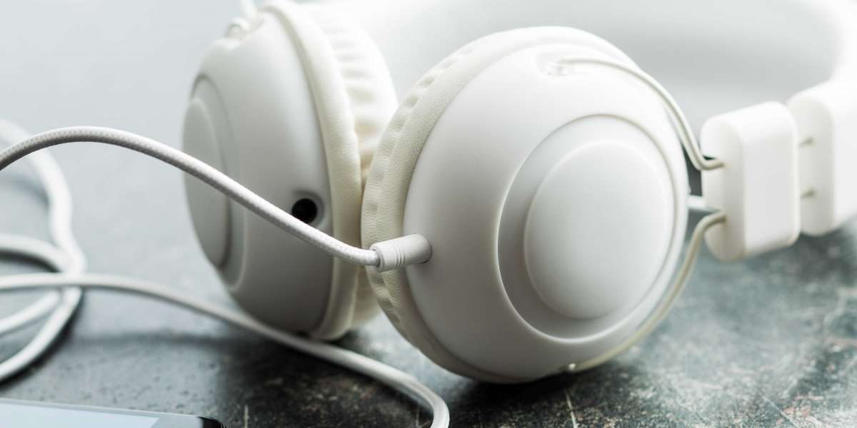 What's The Job Market For Buy Good Headphones Online Professionals Like?