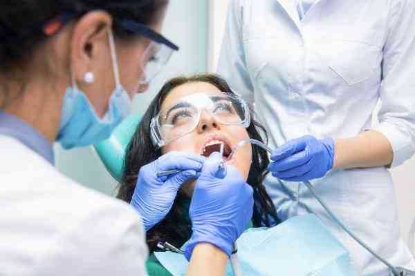 Emergency dentist in Nottingham 