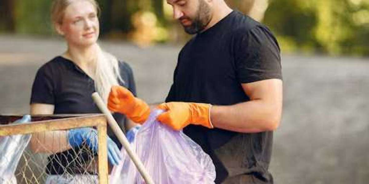 What Items Can Garbage Haul Away Services Remove?