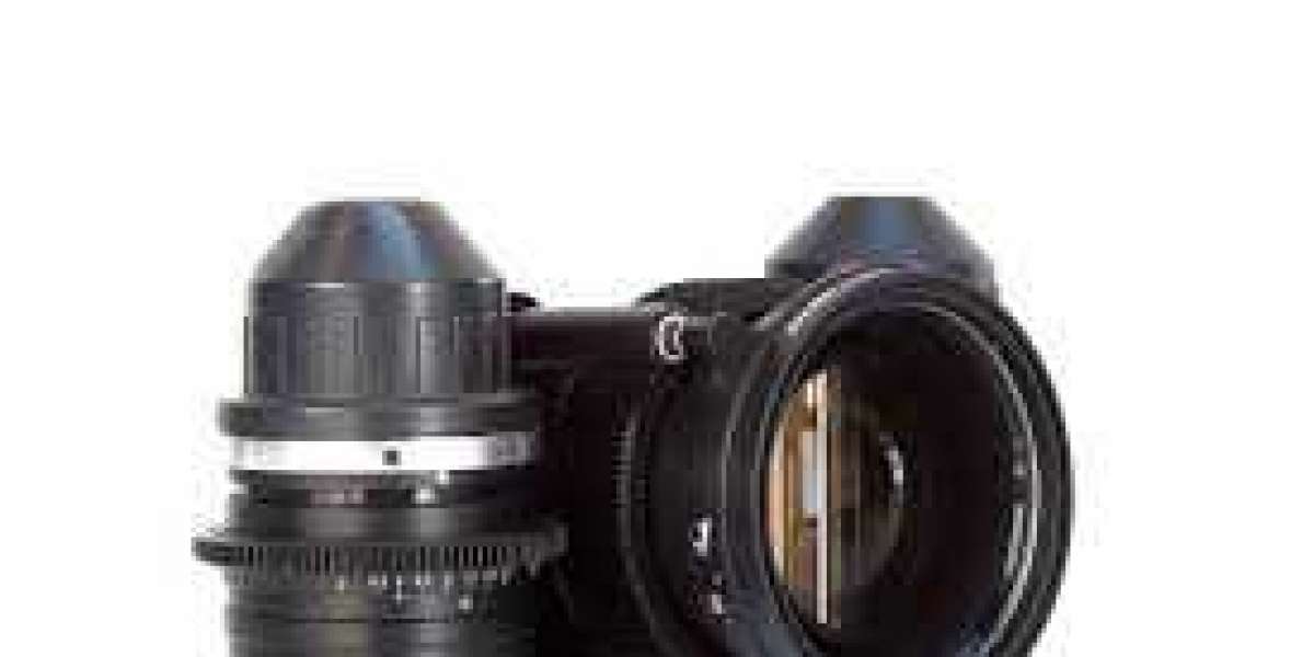 Lens Rental vs Buying: Cost Effectiveness in Different Phases of Production