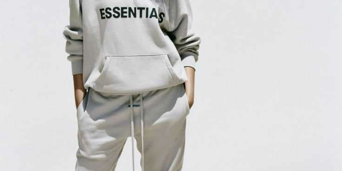 Essentials Sweatpants Review 2025: Fit, Style & Quality