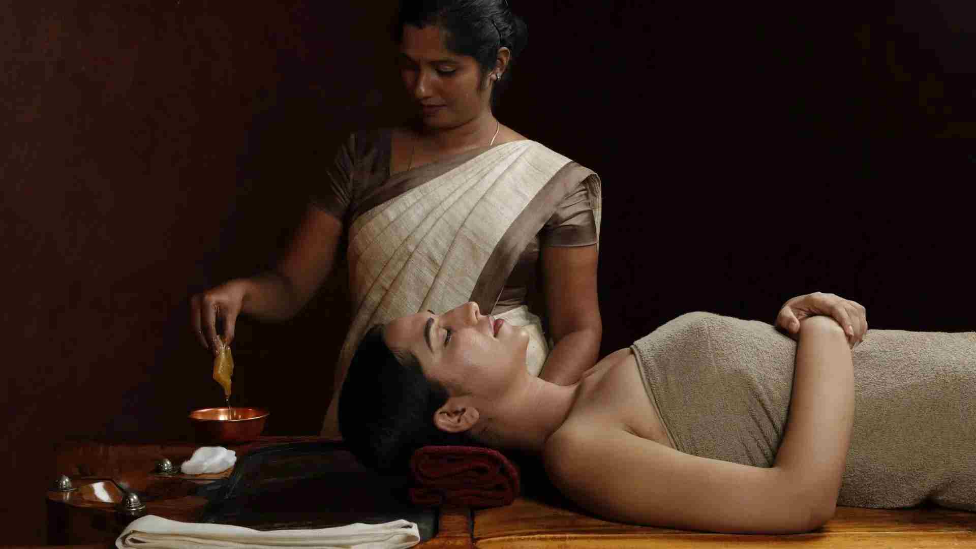 Get Authentic Abhyanga Massage in Dubai at Sparsh Wellness