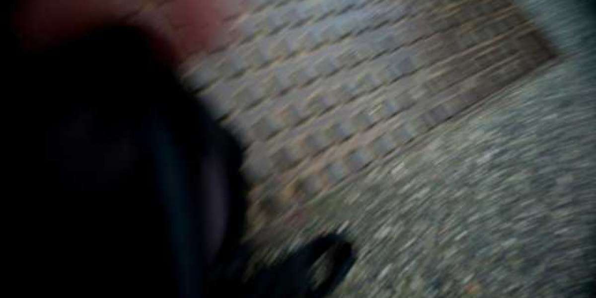 Muskeln mithilfe von Wachstumshormonen: Darum sollten Sie davon die Finger lassen – GQ Germany