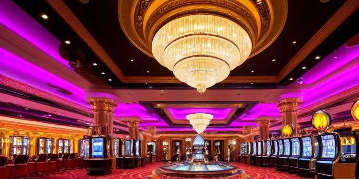 Engage Yourself into Real Casino Action at SkyCrown Online Casino