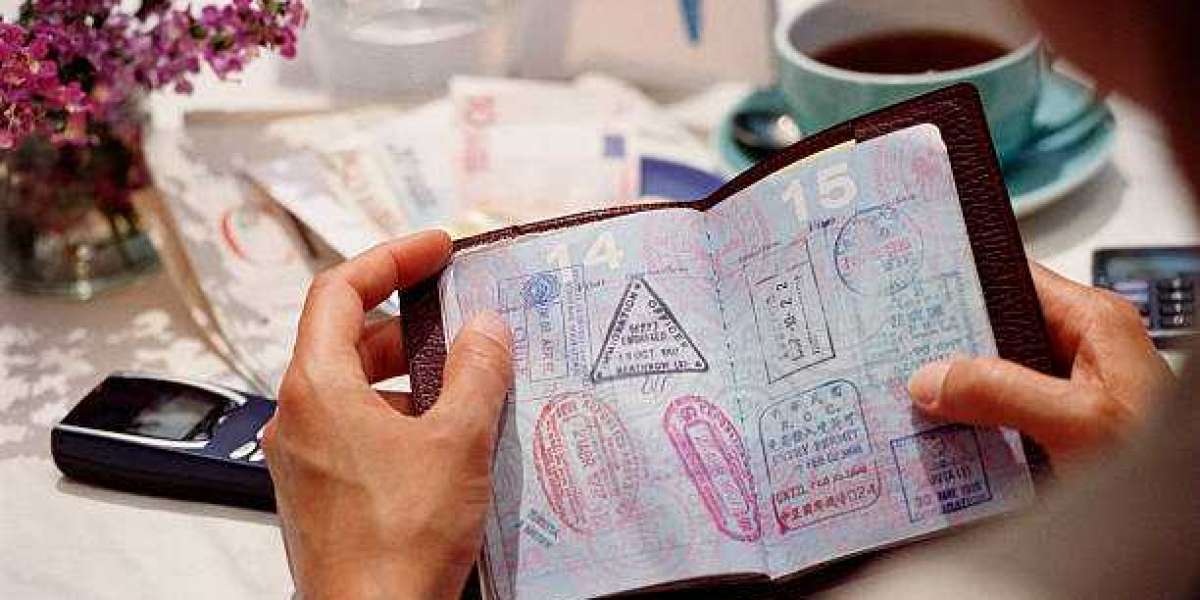 Dubai Transit Visa for Frequent Travelers: Save Time and Money