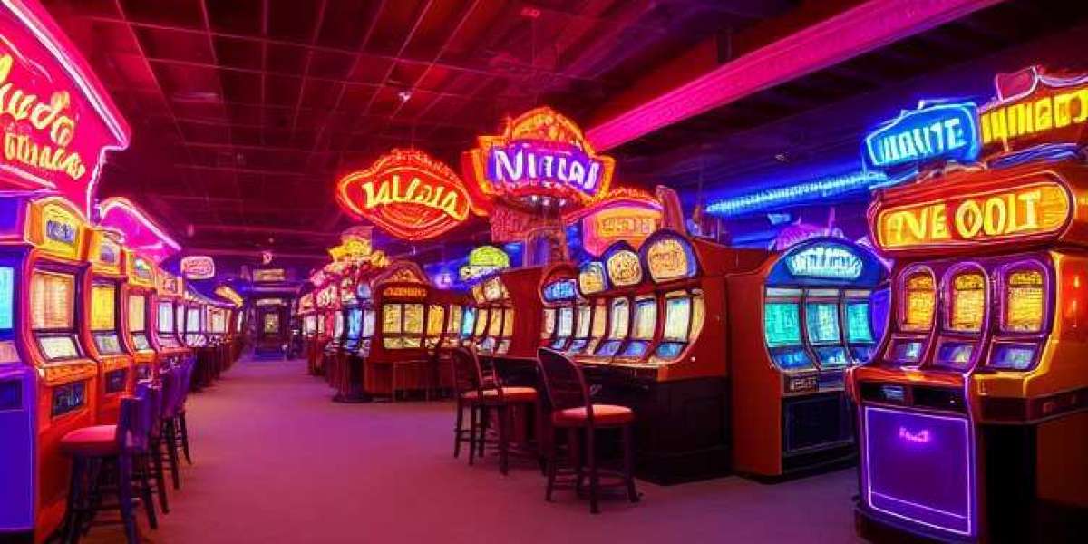 Real Dealer Atmosphere at SkyCrown 1