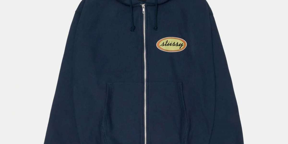 Official Stüssy Hoodie – A Symbol of Global Creativity and Streetwear Heritage