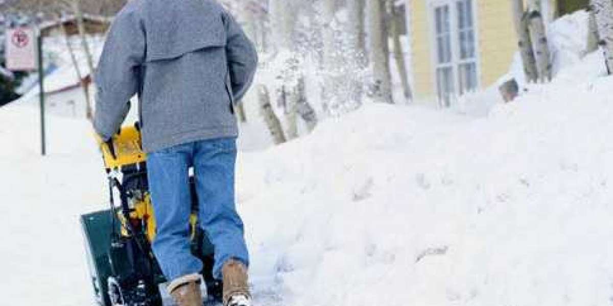 Essential Tricks for Stress-Free Chicago Residential Snow Removal