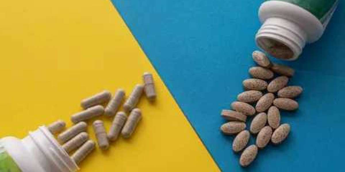 Complete Guide to Choosing the Best Protein Powder and Multivitamins for Men