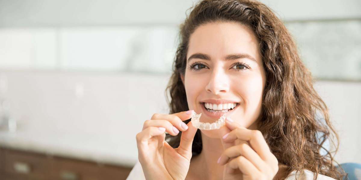 How Invisalign Offers a More At-Home Way to Straighten Teeth