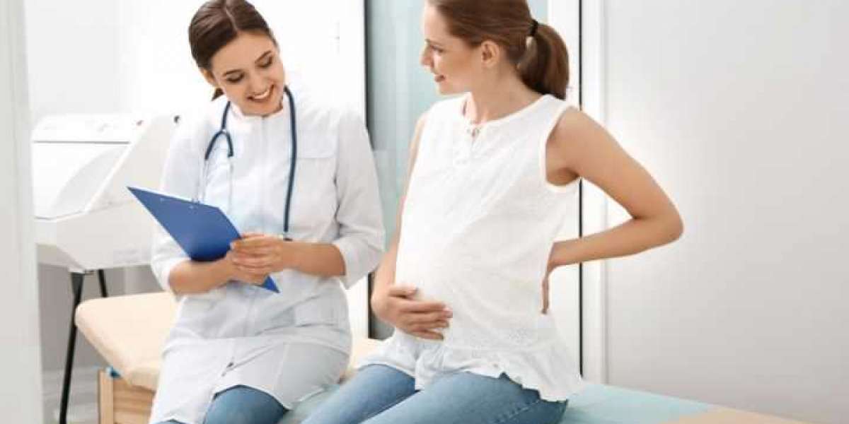 How an Obstetrician Supports a Healthy and Confident Pregnancy Journey
