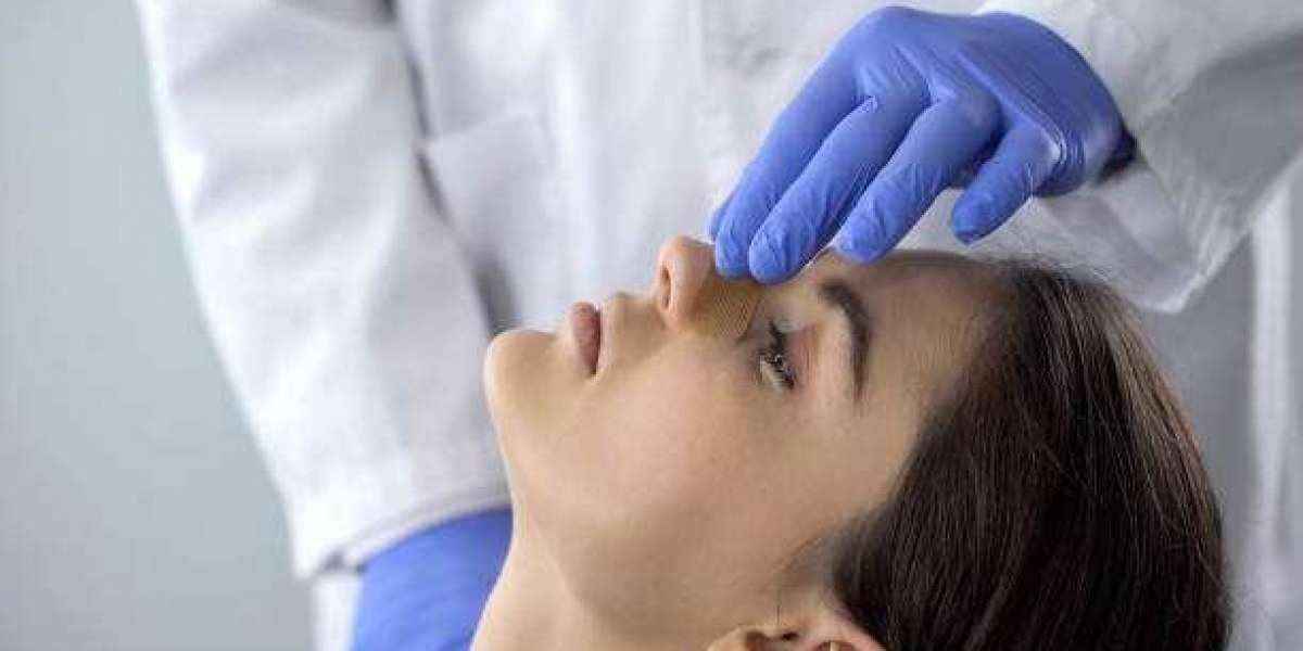 دليل شامل عن أنواع عملية تجميل الأنف المختلفة