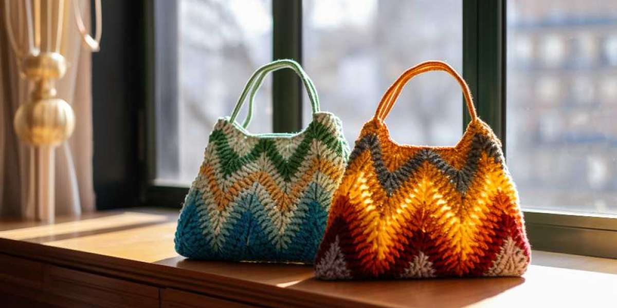 Original vs Replica Bags in Pakistan: What’s the Difference?