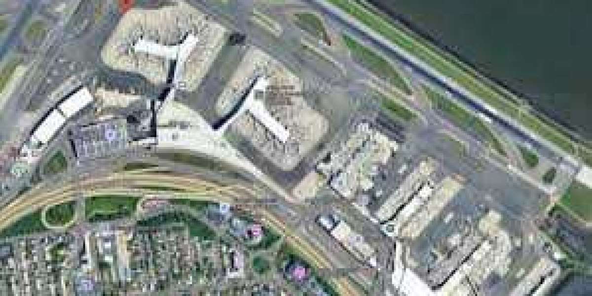 Laguardia Airport Smoking Rooms