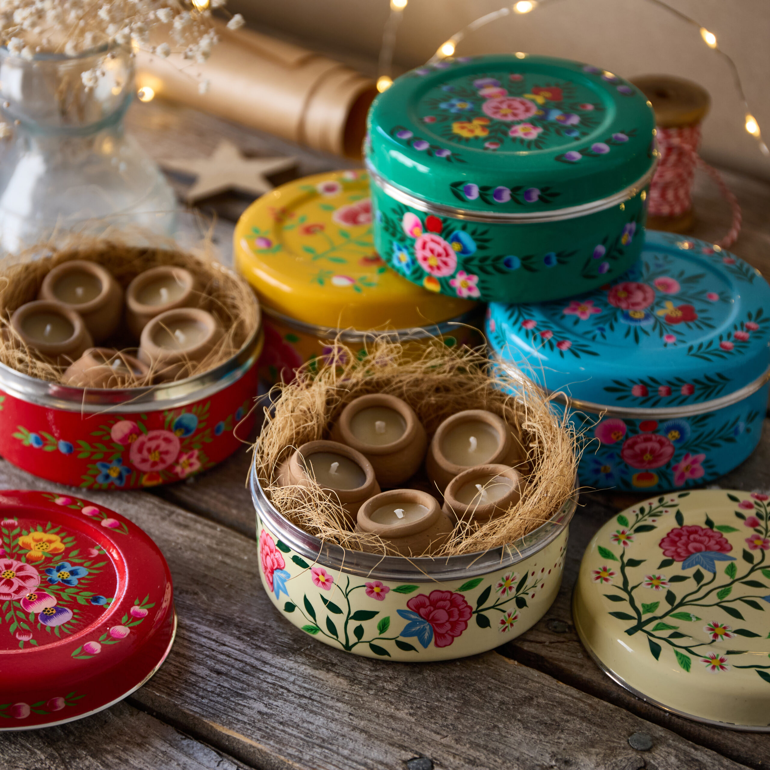 Hand-Painted Stainless Steel Container with x5 Rahul Terracotta Candles | Original Lavender Scent - Dalit Goods Co