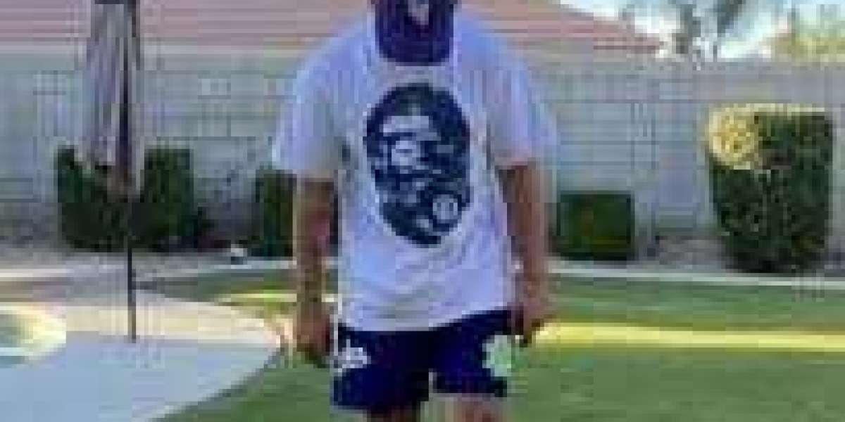 Blue Eric Emanuel Shorts Outfits That Turn Heads Instantly
