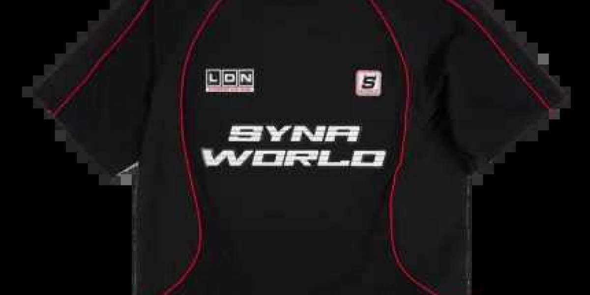 Syna World Clothing: A New Wave in Modern Streetwear Culture